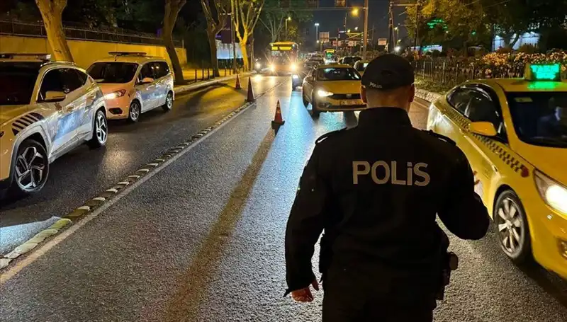 İstanbul'da "Huzur İstanbul" Uygulaması: 1011 Gözaltı ile Sonuçlandı