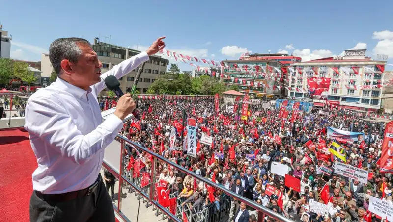 Özgür Özel’in Destek Sözü: Örgütün Silah Bırakmasını Hedefliyoruz