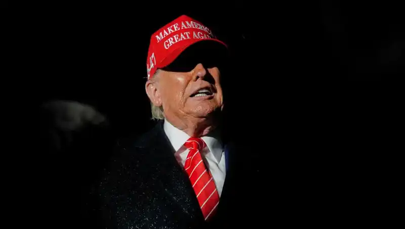 Yüksek Mahkeme'den Trump’a Şok Yetki: Göçmen Statüsünü İptal Etme Hakkı