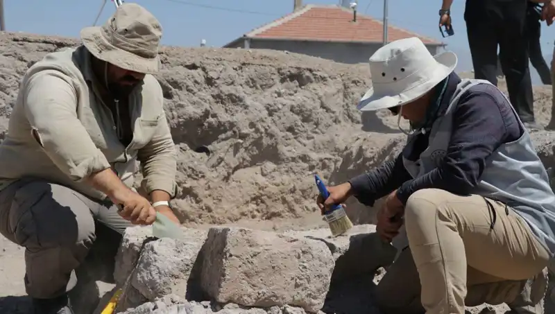 İç Anadolu'da Mozaik Kazılarında Heyecan Verici Keşifler