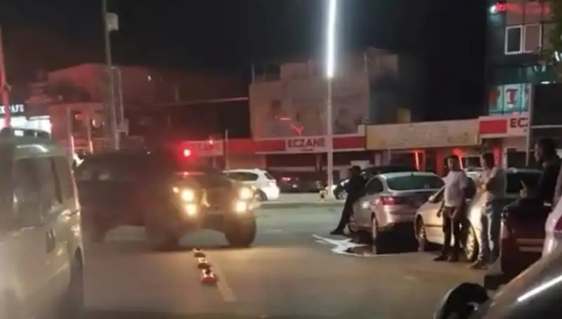 Kardeşi Annesini Yaralayan Genç, Olayın Ardından Kardeşini Vurdu