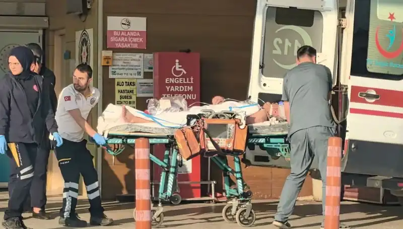 Sahte Alkol Faciası: Komaya Giren Gençler Hayatlarını Kayıp mı Edecek?