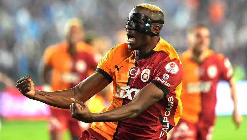 Osimhen'e Kazan Kazan Teklifi: Futbol Dünyasında Sarsıcı Gelişmeler