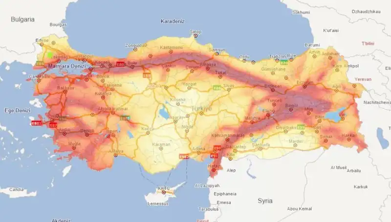 Evim Fay Hattının Üzerinde mi? Deprem Riski Hakkında Bilmeniz Gerekenler