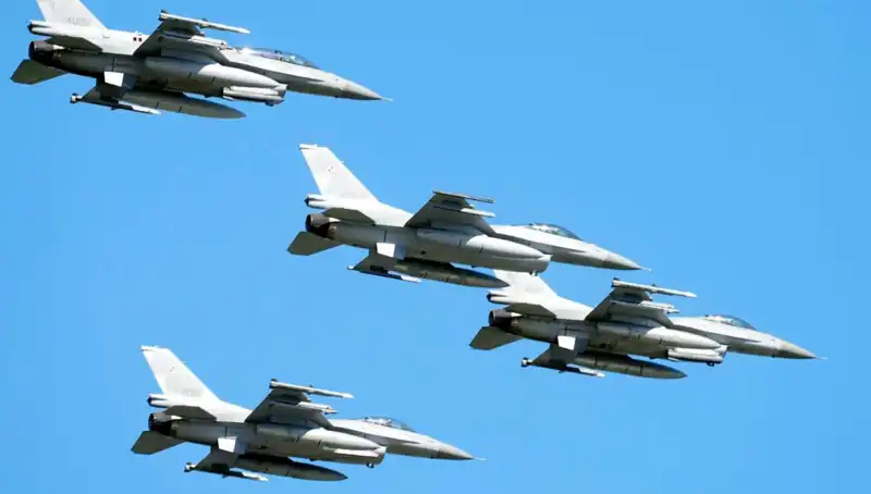 ABD’nin Ukrayna’ya F-16 Eğitimi: 310 Milyon Dolarlık Büyük Plan
