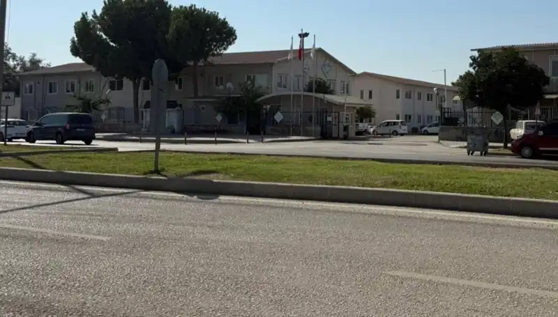 Adana'da Şok Olay: Amir İşçisine Tabancayla Saldırdı!