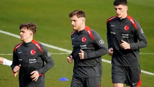 Fenerbahçe'yle Anılan Milli Yıldız, Galatasaray'a Transfer Oluyor!