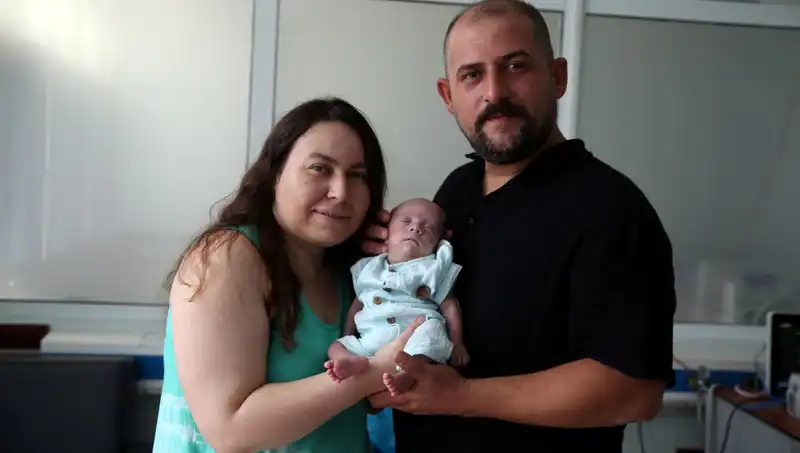 800 Gram Doğan Bebek, 4 Ay Süren Yoğun Bakımın Ardından Hayata Tutundu