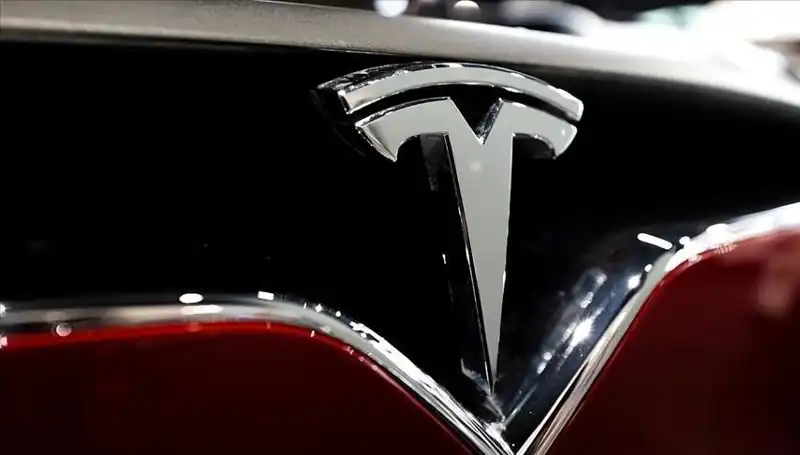 Tesla'da Ucuz Model Tartışması ve FSD Beklentisi Nereye Gidiyor?