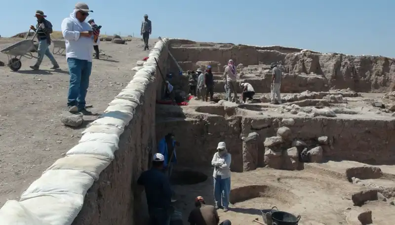 Kilis'teki Oylum Höyük'te Tarih Fısıldıyor: Kazı Çalışmaları Devam Ediyor
