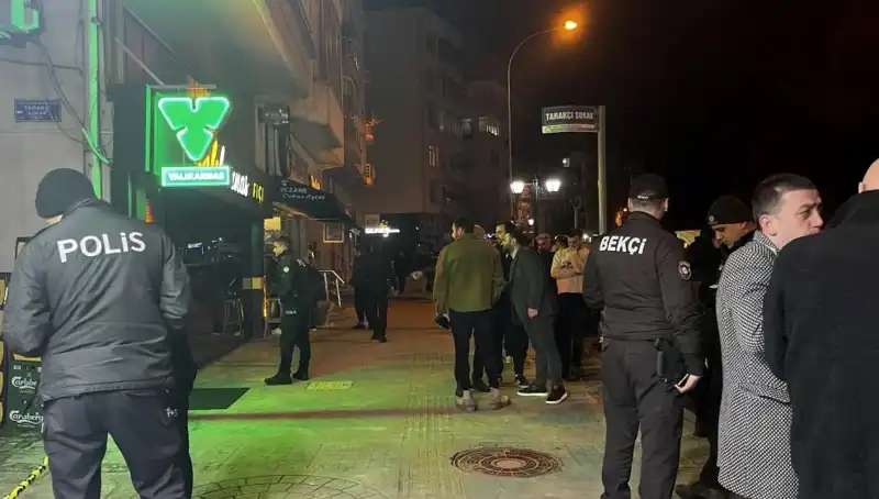 Eğlence Mekanında Şoke Eden Silahlı Saldırı: Bir Kişi Ağır Yaralandı